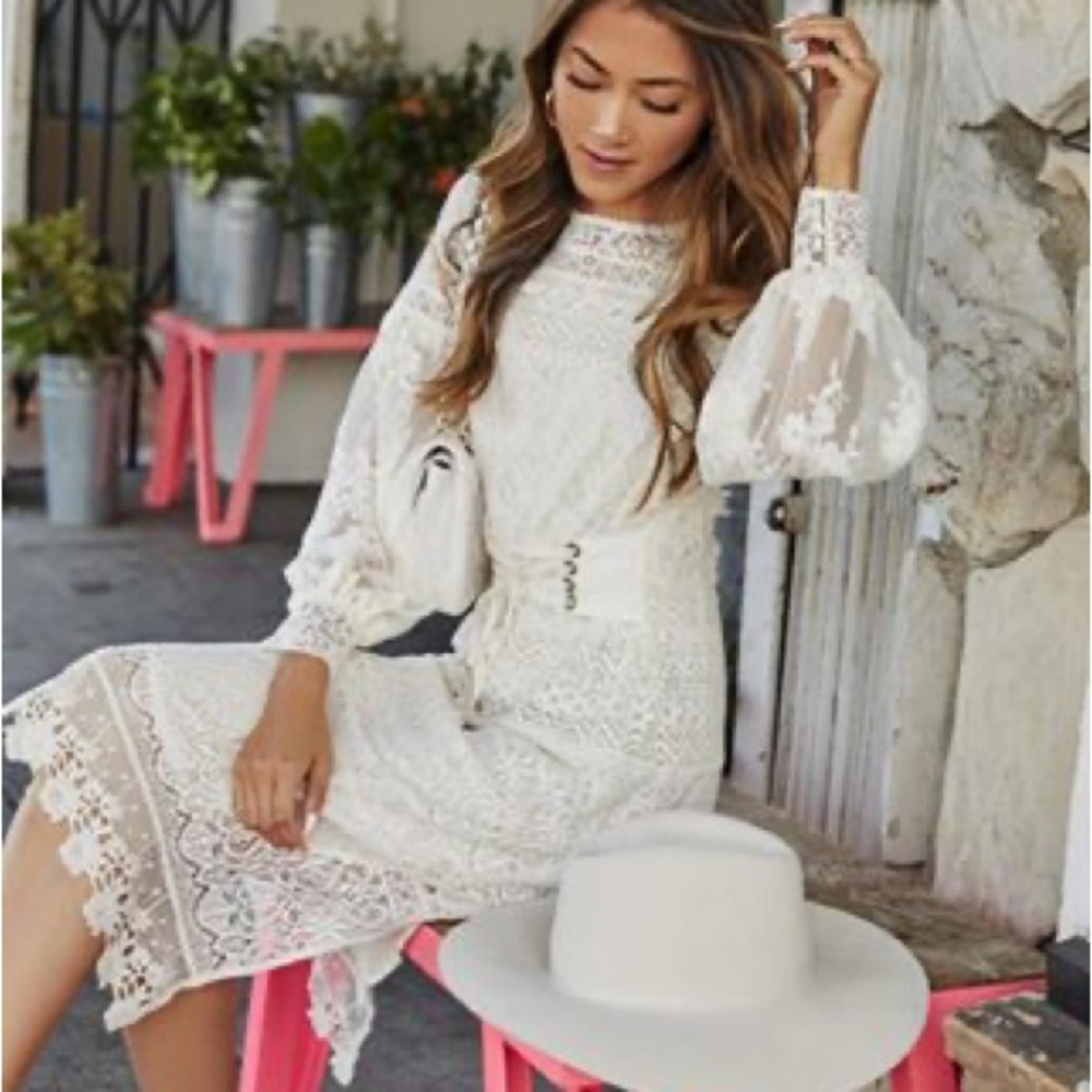 NWT Spell & the Gypsy Dawn Lace Belted MIDI Dress - Picture 2 of 6